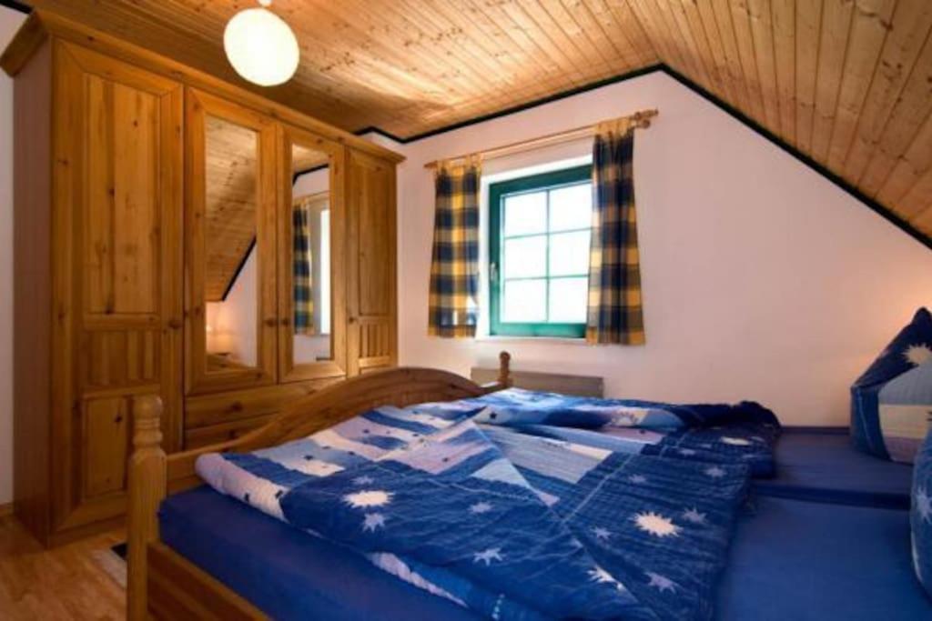Trollhus - Grosses Familienfreundliches Ferienhaus Born Bagian luar foto