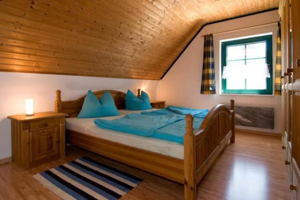 Trollhus - Grosses Familienfreundliches Ferienhaus Born Bagian luar foto